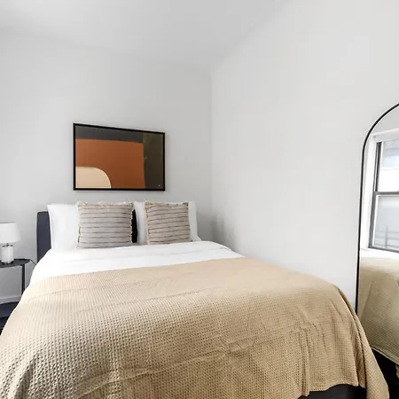 Apartment Midtown 2br W Roofdeck Doorman Nr Park Nyc-1247 New York