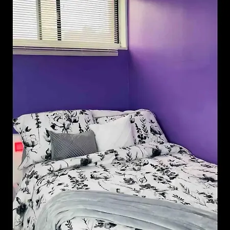 Spacious Family Apartment *