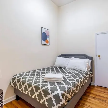Bright And Cozy 2br New York