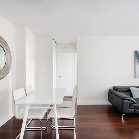 One Bed One Bath In Murray Hill Apartment