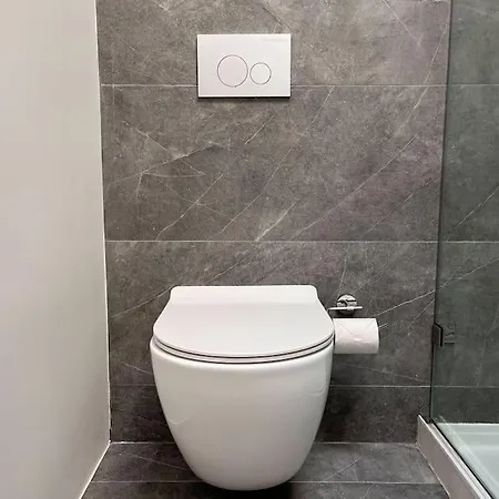 New Ample And Cozy One Bedroom In Brooklyn At Rem-casa * New York