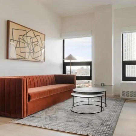 Amazing 4 Bedroom In Chambers Street Apartment