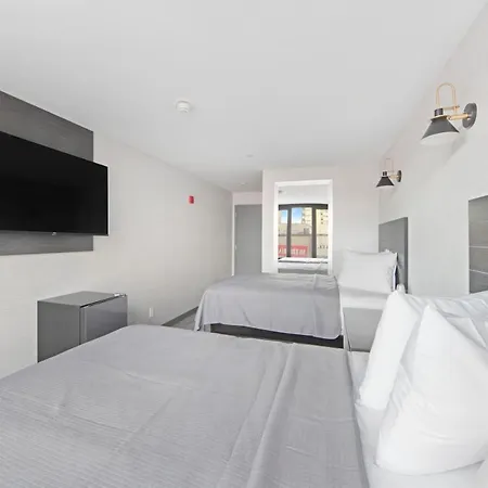 Tremont Bronx-grand Opening Hotel