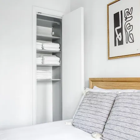 Apartment Tasteful Midtown W 1br W Gym Nr Times Sq Nyc-643 *