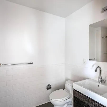 Apartment Midtown West 2br W Elevator Wd Nr Park Nyc-1244 New York