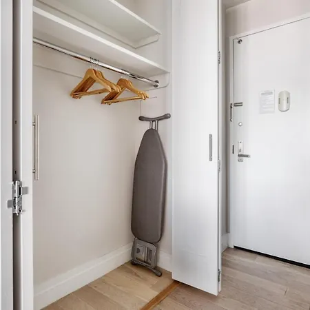 Kips Bay 1br W Wd Gym Pool Nr Bars Nyc-1119 * New York
