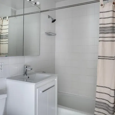 Kips Bay 1br W Gym Doorman Nr Hospitals Nyc-1271 *