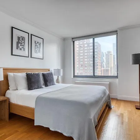Midtown 1br W Water Views Indoor Pool Nyc-36 * New York