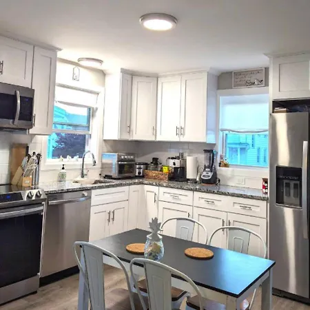 Apartment Beautiful 1 Bd 1 Ba At East Side