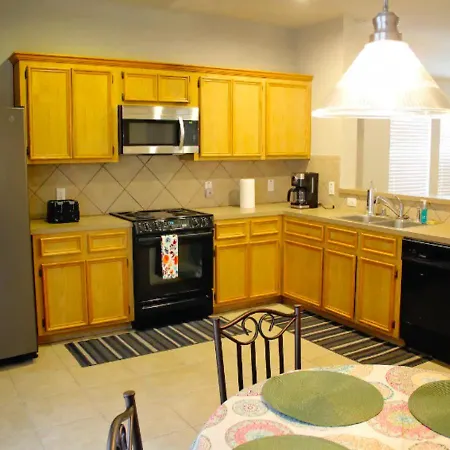 Cozy One Bedroom At Uws Apartment New York