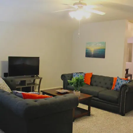 Cozy One Bedroom At Uws
