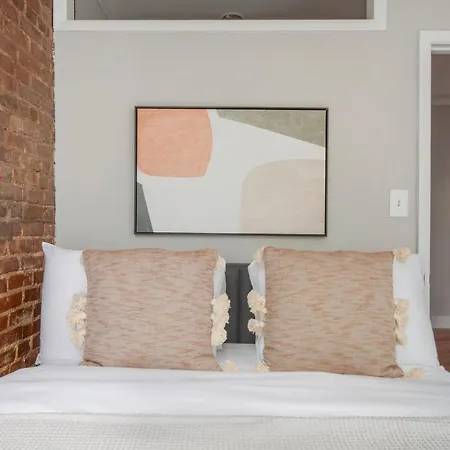 Apartment West Village 1br W Wd Nr Park Nyc-1275 New York