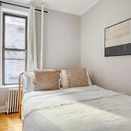 Apartment West Village 1br W Wd Nr Park Nyc-1275 New York