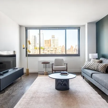 Ues 1br W Gym Doorman Balcony Stunning Roof Nyc-503 * New York