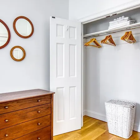 Upper W Side 2br W Wd Nr Park Nyc-276 *