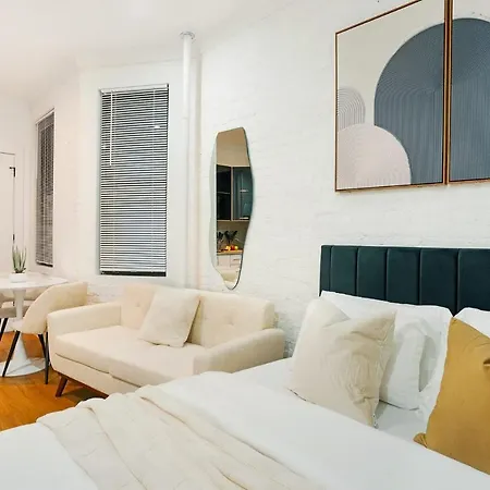 403-2e Newly Renovated Ues New York