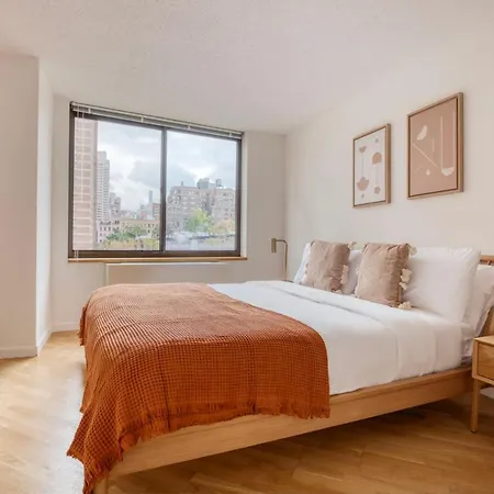 Ues 2br W Doorman Gym Nr Park Nyc-1299 * New York