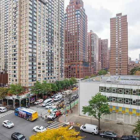 Ues 2br W Doorman Gym Nr Park Nyc-1299 New York
