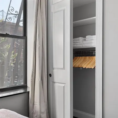 Apartment Les 2br W Private Balcony Wd Nr Park Nyc-1277 New York