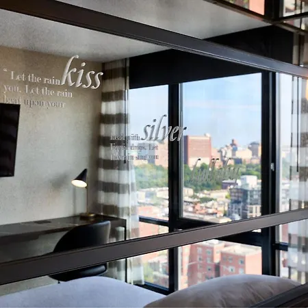 Hotel Renaissance Harlem New York