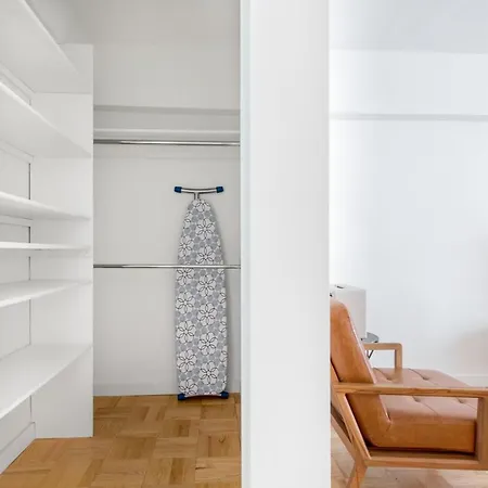 Midtown E 1br W Wd Doorman Nr Park Nyc-534 Apartment *