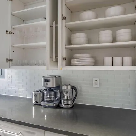 Midtown 2br W Elevator Wd Nr Park Nyc-1248 Apartment