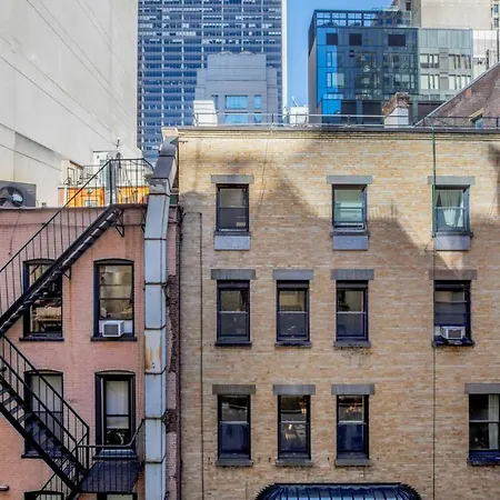 Midtown 2br W Elevator Wd Nr Park Nyc-1248 New York