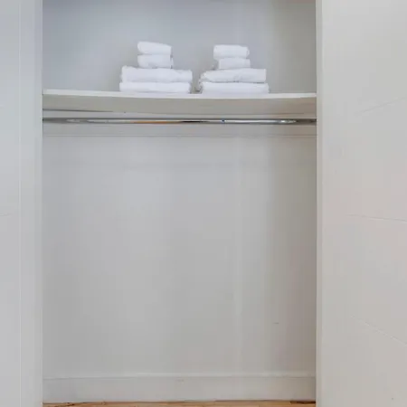 Midtown 2br W Elevator Wd Nr Park Nyc-1248 New York