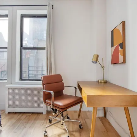 Midtown 2br W Elevator Wd Nr Park Nyc-1248