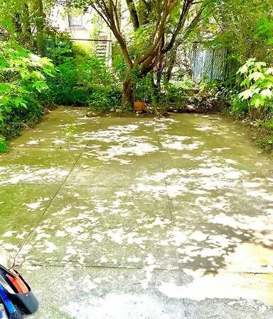 Bright, Airy, Luxe Hideaway”w” Private Backyard Apartment *