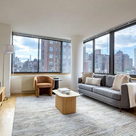 Ues 2br W Elevator Doorman Nr Transportation Nyc-1297 Apartment New York