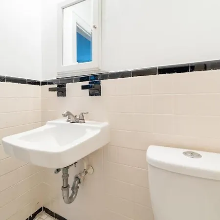 Apartment 1410: Greene *