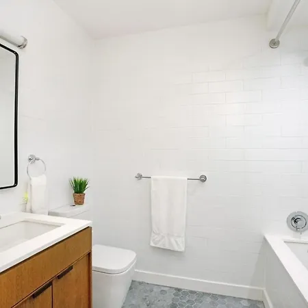 Lovely 2 Bedroom * New York