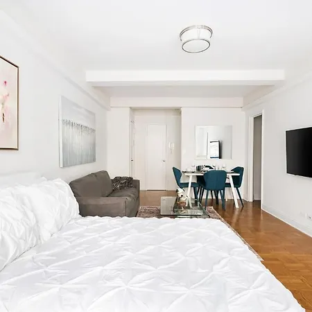 Cozy Studio * New York