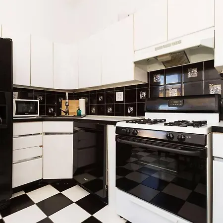 2,000 Square Foot 4bd Union Square Apartment! Apartment *