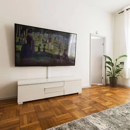 Apartment 2,000 Square Foot 4bd Union Square Apartment!