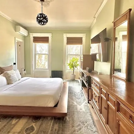 Relaxing & Cozy Spa. In Brooklyn Mins To Mhtn *