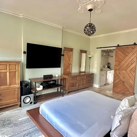 Relaxing & Cozy Spa. In Brooklyn Mins To Mhtn * New York