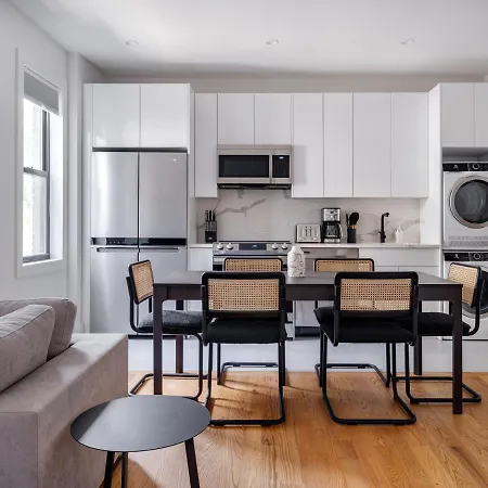 Modern Three Bedroom Brooklyn Condo-hotel *