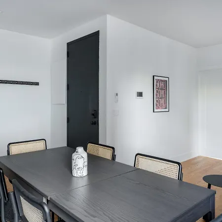 Apartment Modern Three Bedroom Brooklyn Condo-hotel New York