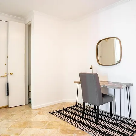 Midtown East 2br W Doorman Gym Nr Bloomingdales Nyc-1353 New York