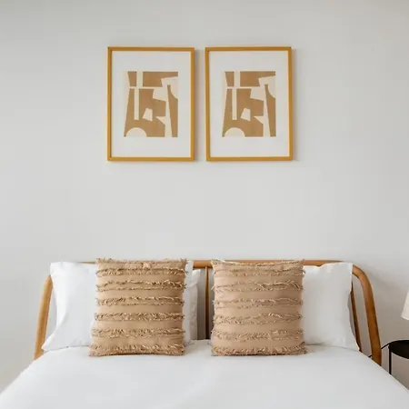 Midtown West 2br W Gym Wd Nr Green Space Nyc-1310