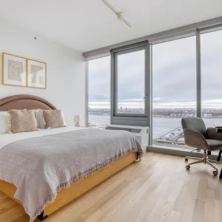 Apartment Midtown West 2br W Gym Wd Nr Green Space Nyc-1310 *