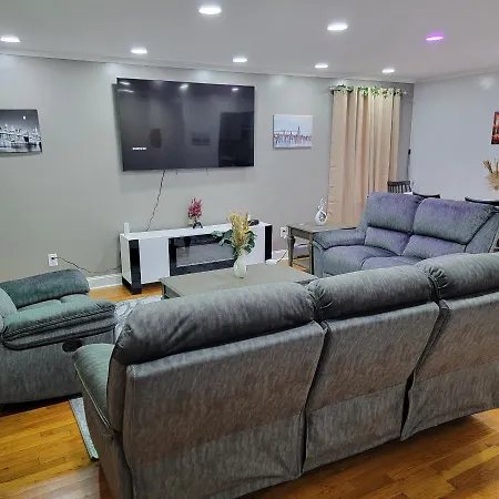 Cozy Shared With Host * New York