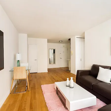 Elegant One Bed At Columbus *