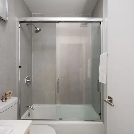 Elegant One Bed At Columbus *