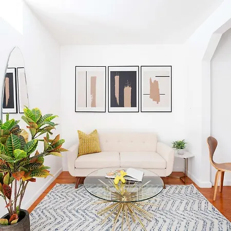 444-2e Modern 2br Hell's Kitchen New York