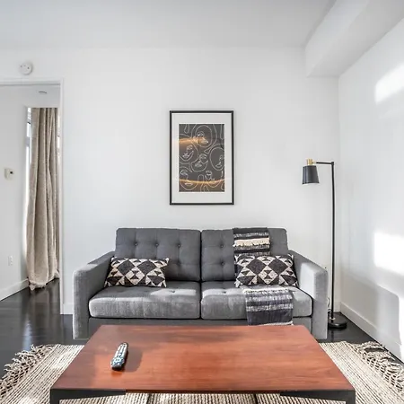 Financial District 1br W Wd Gym Elevator Nyc-1378 *