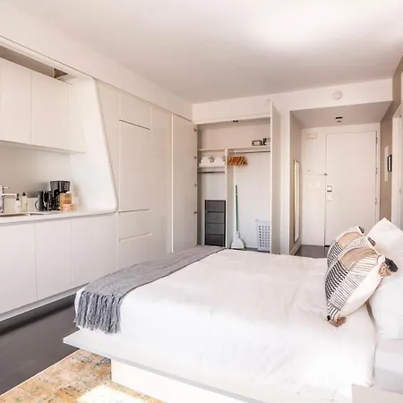 Apartment Financial District W Wd Gym Elevator Nyc-1359 New York