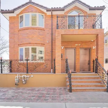 Cozy Private 2 In Flushing Homestay